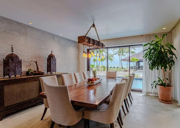 Beachfront House Of Sirens Pousada *