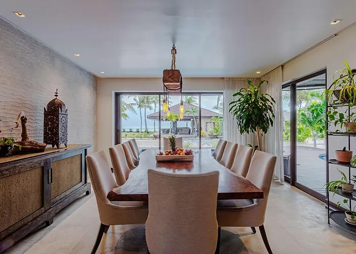 Beachfront House Of Sirens Pousada *